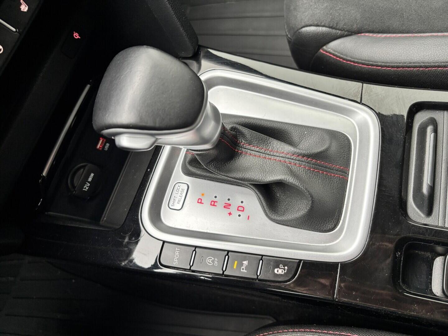 OZ190V01524_28.webp_PRO_CEED  GT  1.6 Tgi 150 kW automat