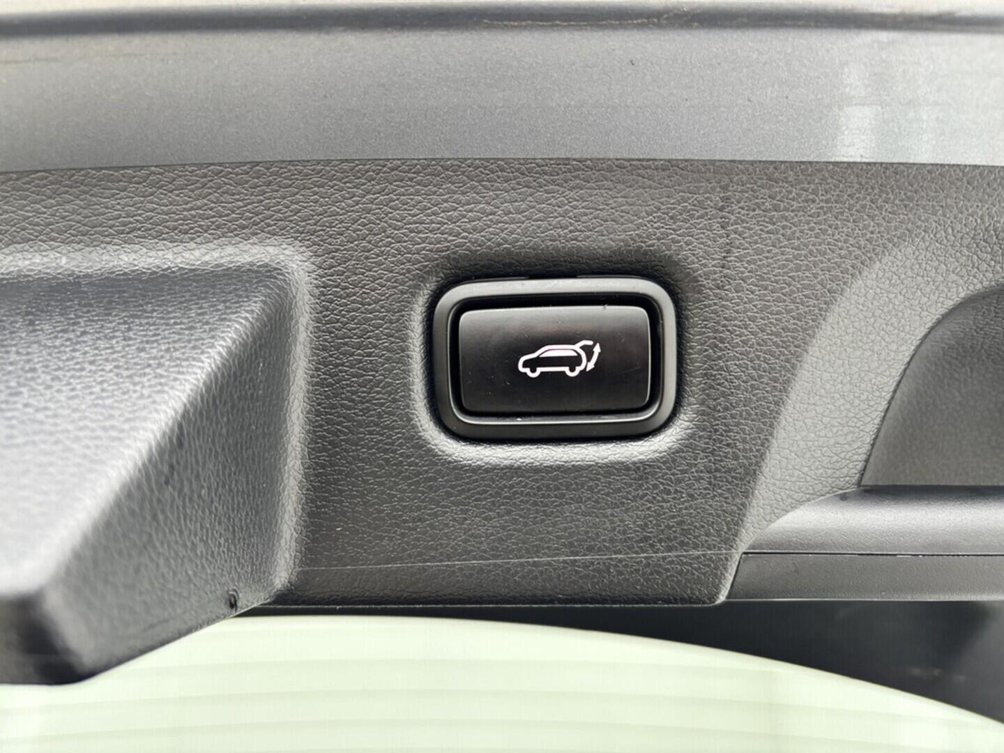 OZ190V01524_37.webp_PRO_CEED  GT  1.6 Tgi 150 kW automat