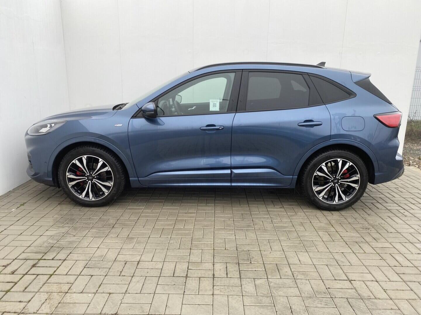 OZ190V01525_17.webp_KUGA ST-Line 2.0 TDI 110 kW manuál, DPH