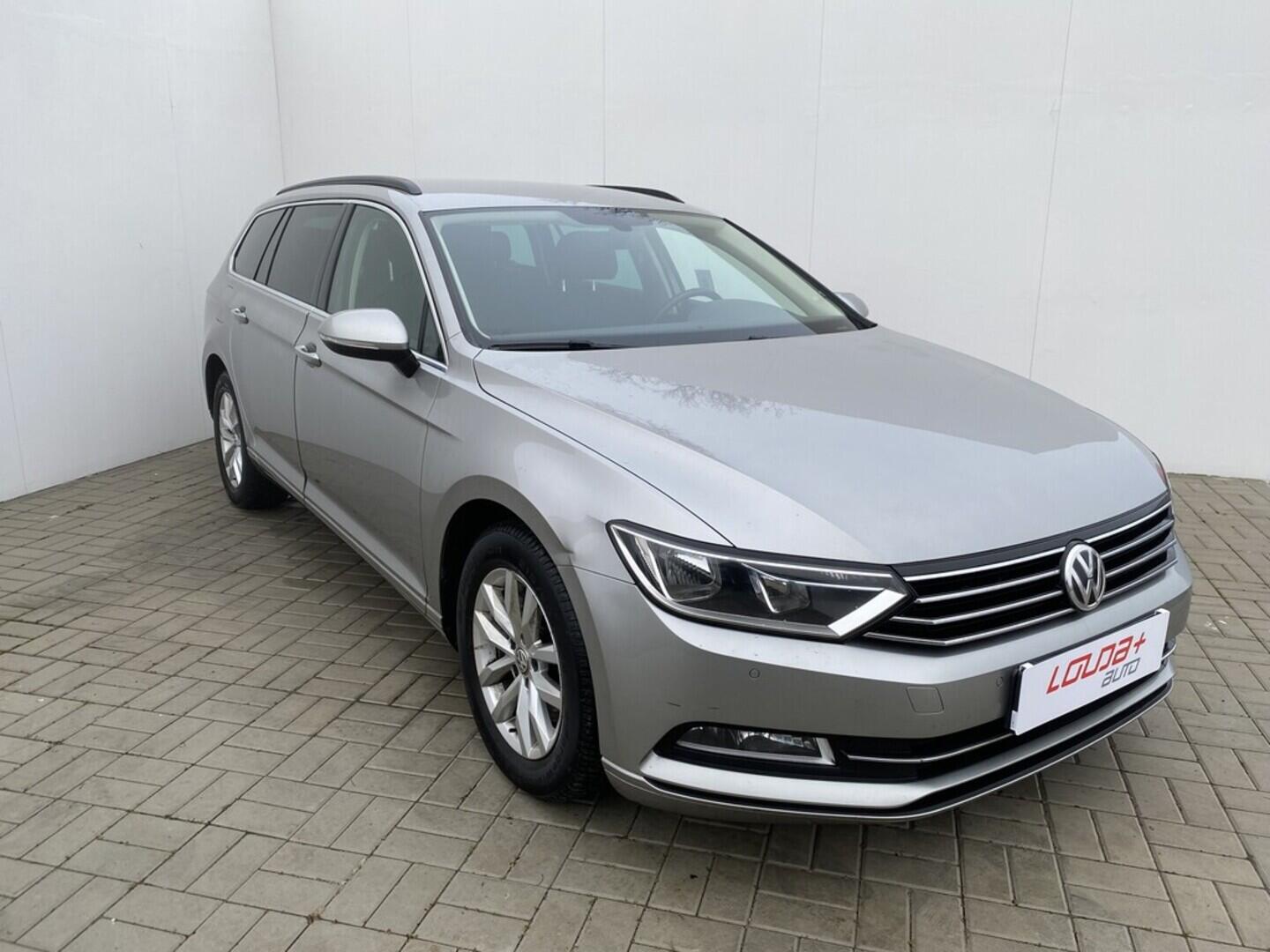 OZ190V01528_12.webp_PASSAT  2.0 TDI 110 kW manuál