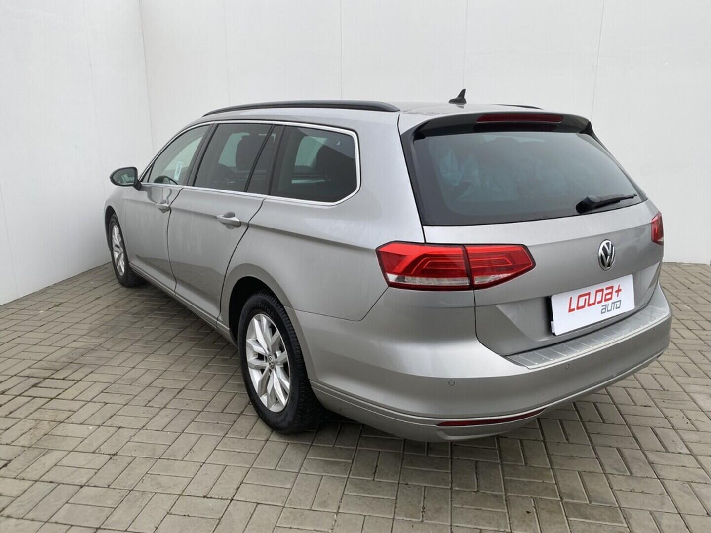 OZ190V01528_16.webp_PASSAT  2.0 TDI 110 kW manuál