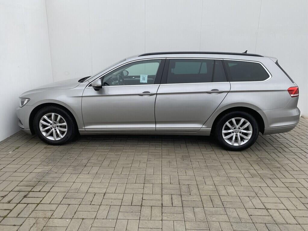 OZ190V01528_17.webp_PASSAT  2.0 TDI 110 kW manuál