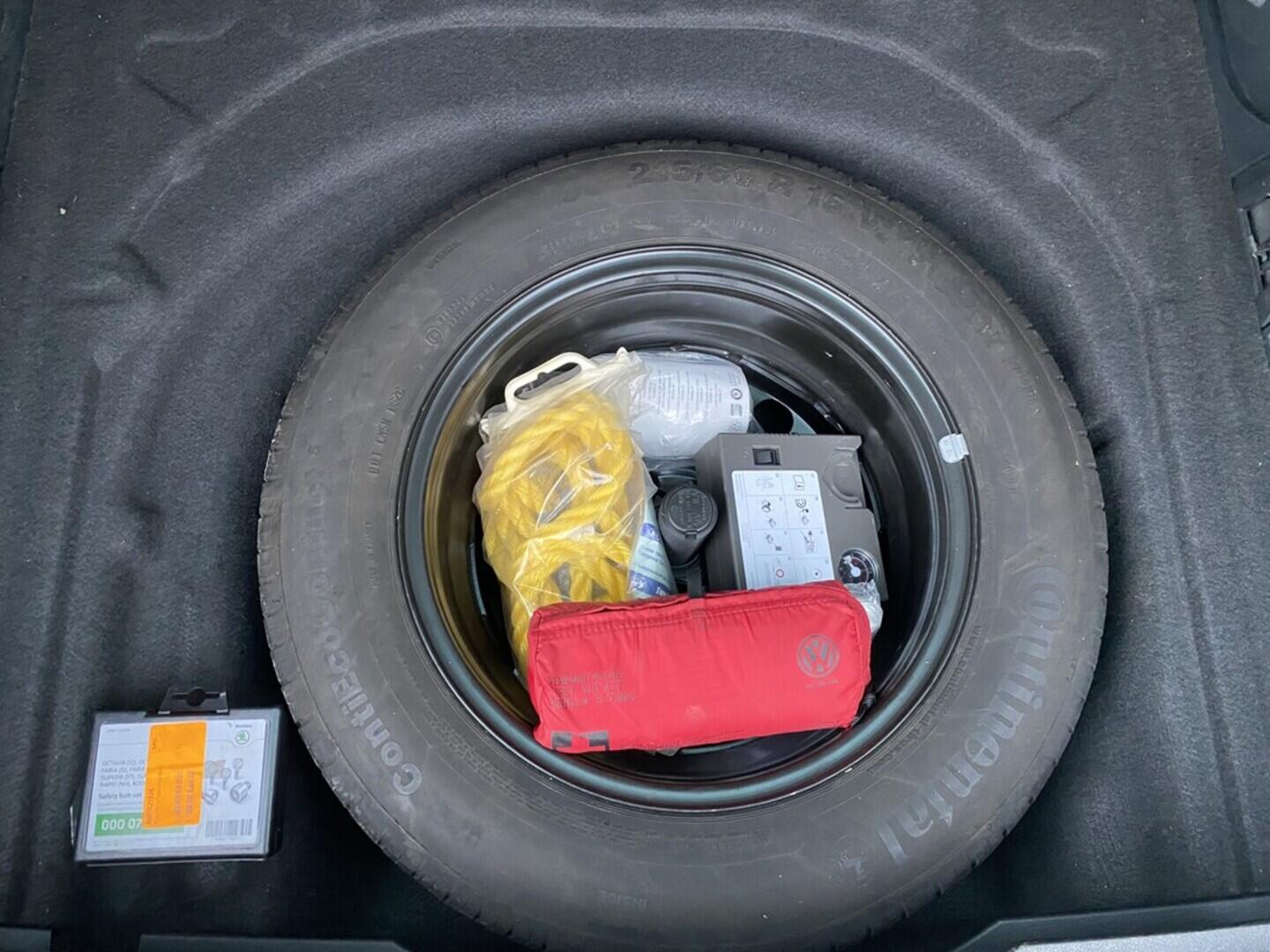 OZ190V01528_42.webp_PASSAT  2.0 TDI 110 kW manuál