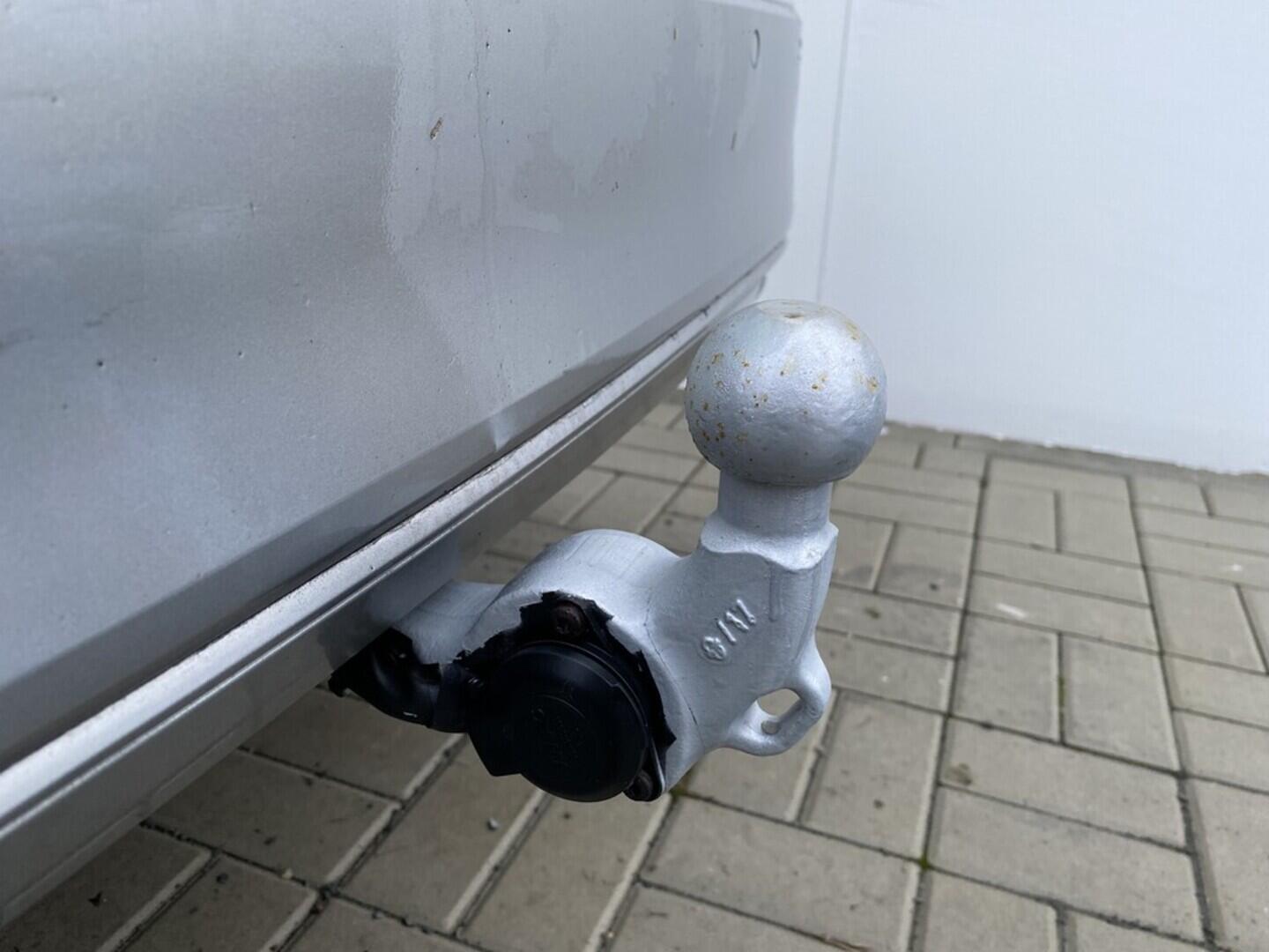 OZ190V01528_44.webp_PASSAT  2.0 TDI 110 kW manuál