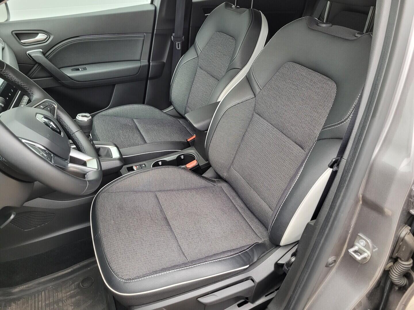 OZ190V01538_31.webp_CAPTUR Equilibre 1.0 TCe 67 kW manuál, DPH