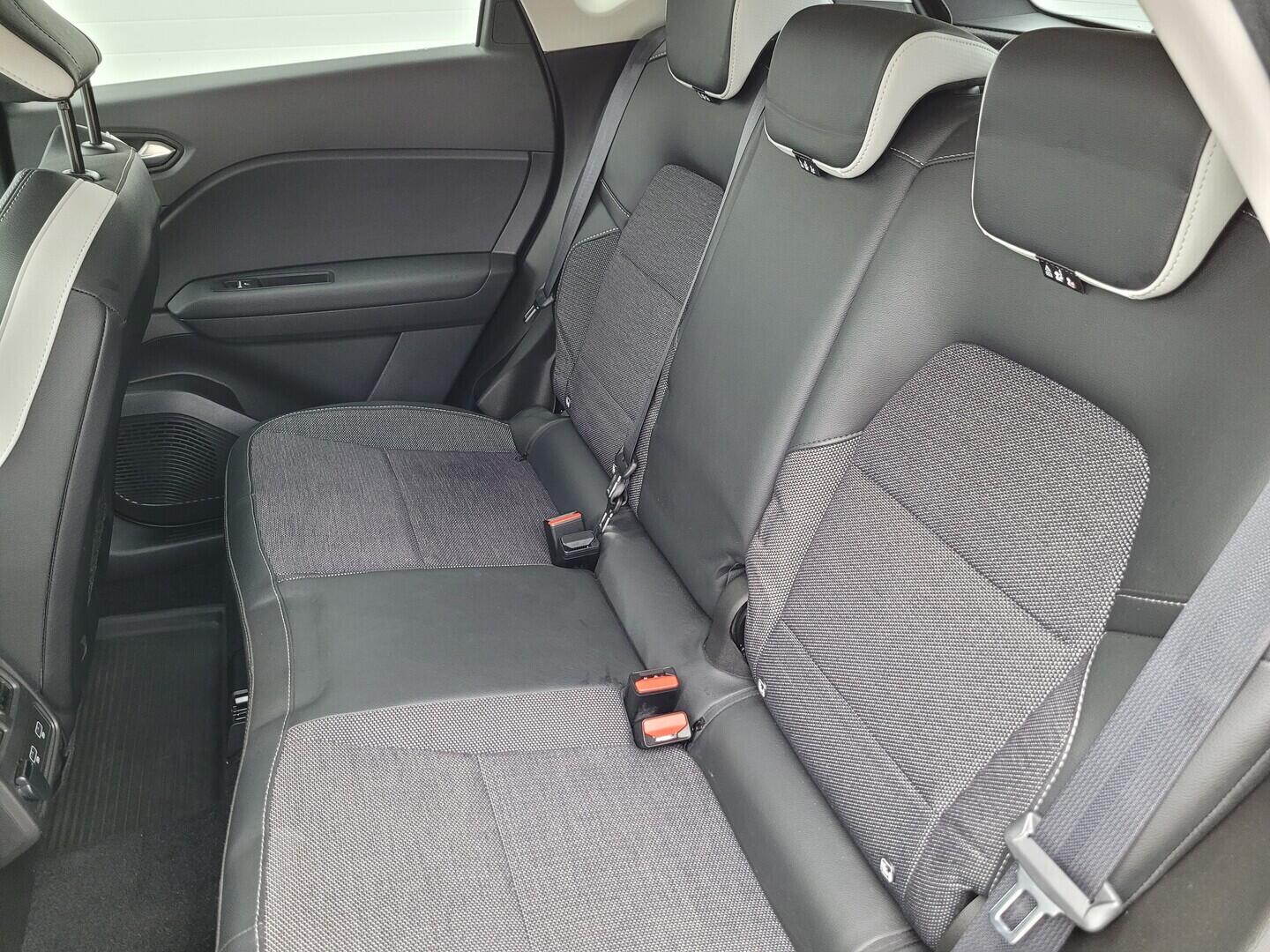 OZ190V01538_32.webp_CAPTUR Equilibre 1.0 TCe 67 kW manuál, DPH