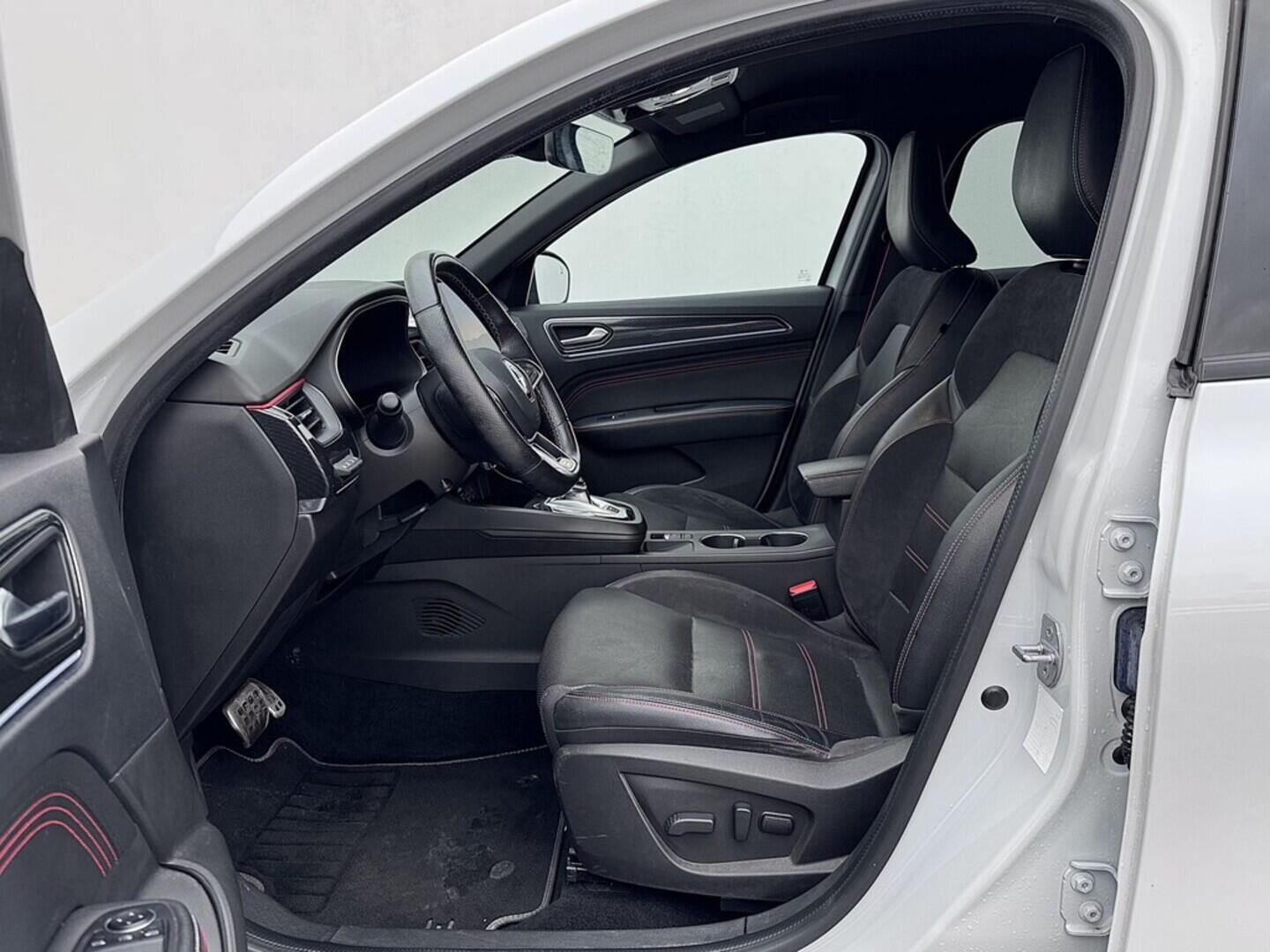 OZ190V01546_20.webp_ARKANA RS Line 1.6  105 kW automat