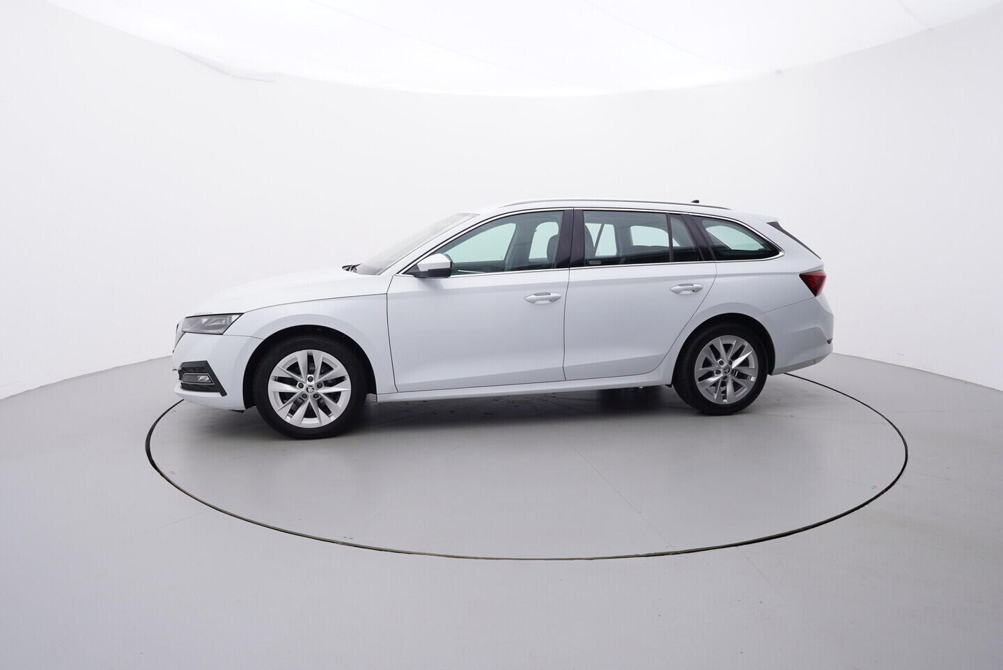 OZ190V01549_11.webp_OCTAVIA Style 1.5 TSI 110 kW automat, DPH