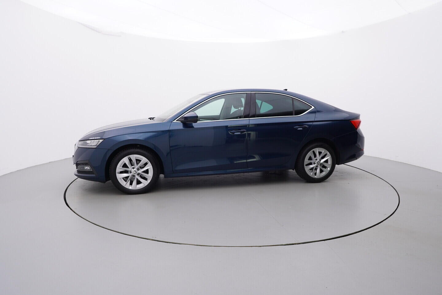 OZ190V01551_11.webp_OCTAVIA Style 2.0 TDI 85 kW automat, DPH