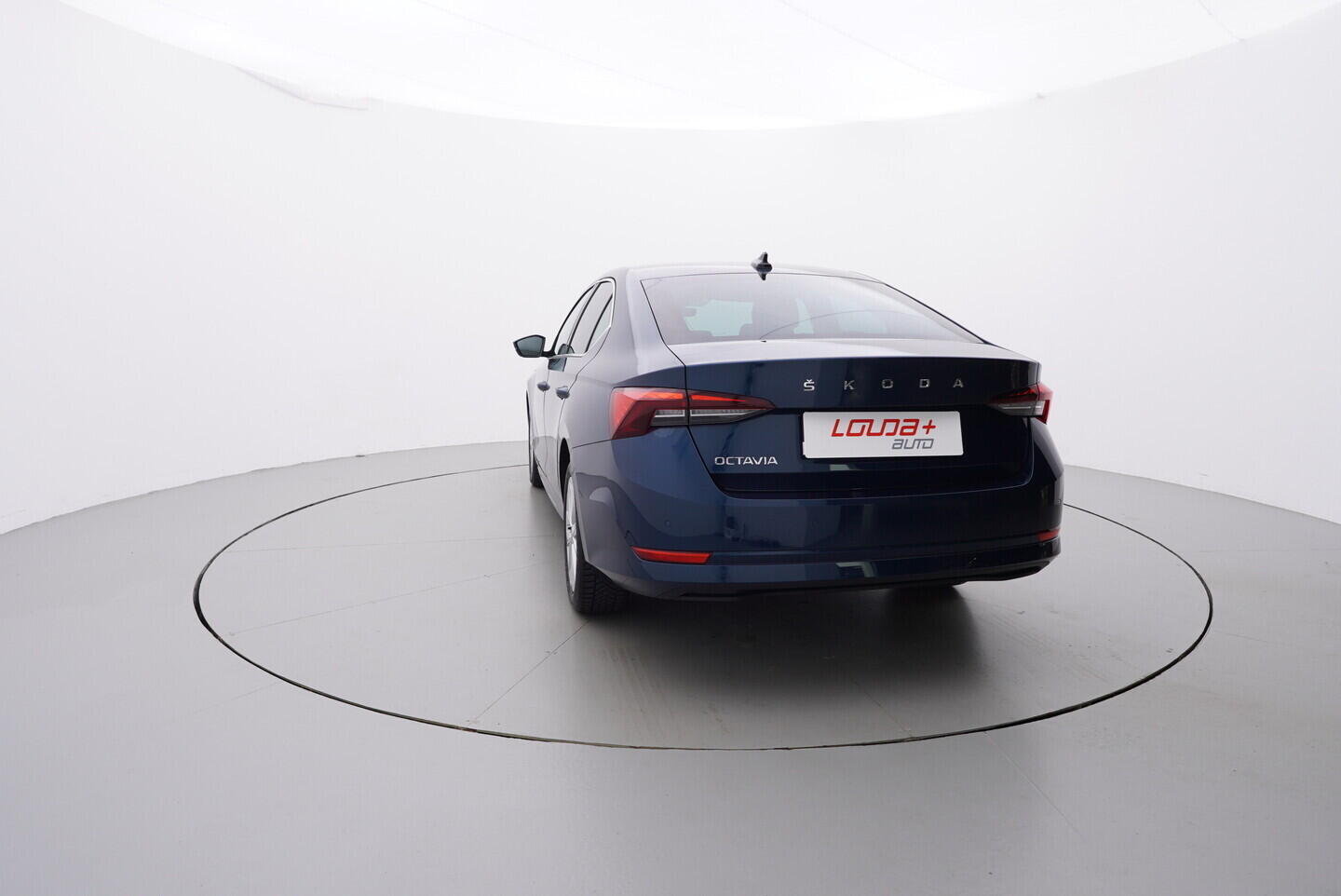 OZ190V01551_13.webp_OCTAVIA Style 2.0 TDI 85 kW automat, DPH