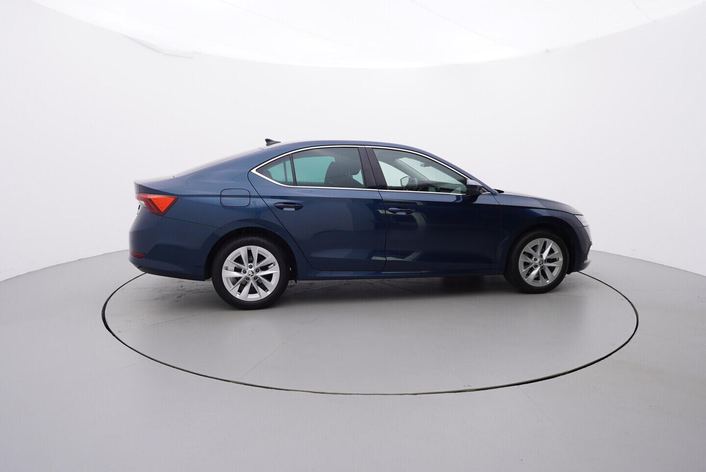 OZ190V01551_15.webp_OCTAVIA Style 2.0 TDI 85 kW automat, DPH