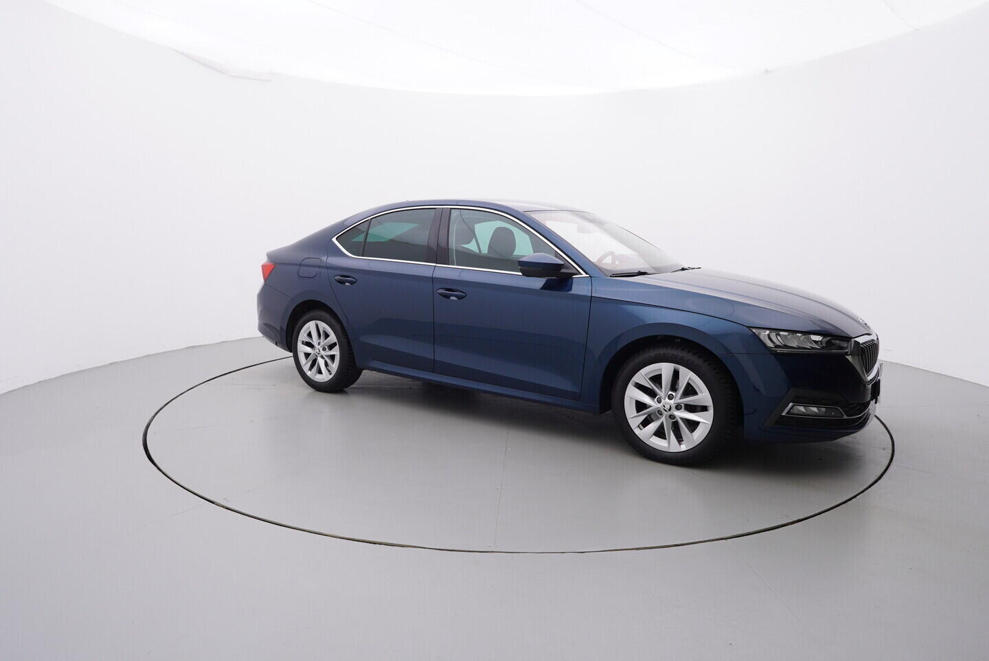 OZ190V01551_16.webp_OCTAVIA Style 2.0 TDI 85 kW automat, DPH