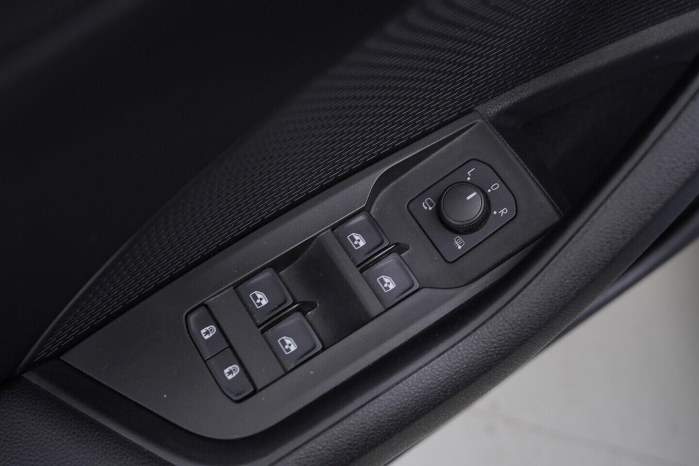 OZ190V01551_21.webp_OCTAVIA Style 2.0 TDI 85 kW automat, DPH