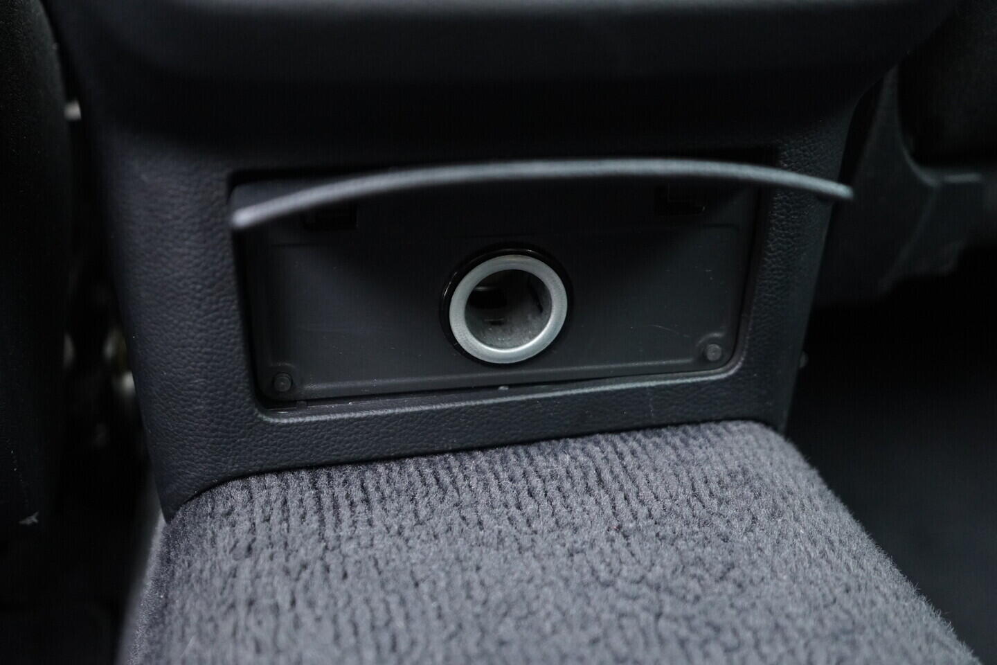 OZ190V01552_30.webp_PASSAT VARIANT COMFORTLINE 1.6 TDI 88 kW manuál, DPH