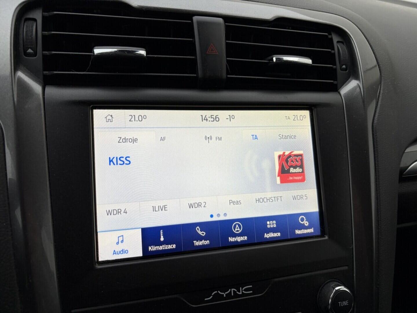 OZ190V01556_25.webp_MONDEO  2.0  110 kW manuál