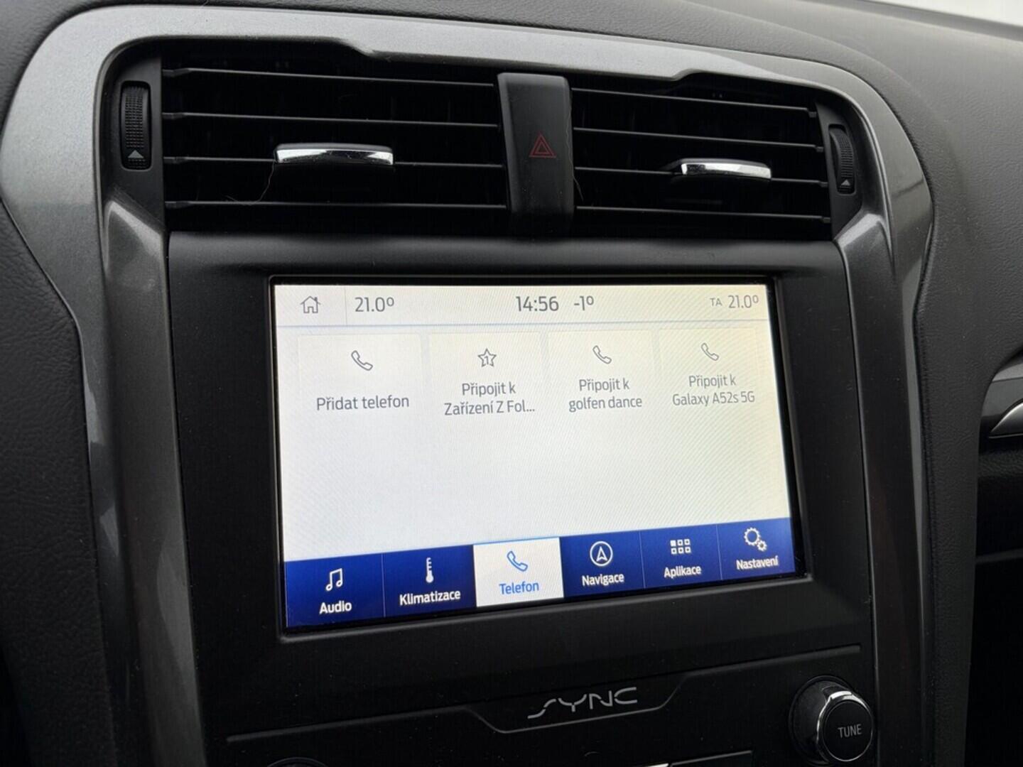 OZ190V01556_27.webp_MONDEO  2.0  110 kW manuál