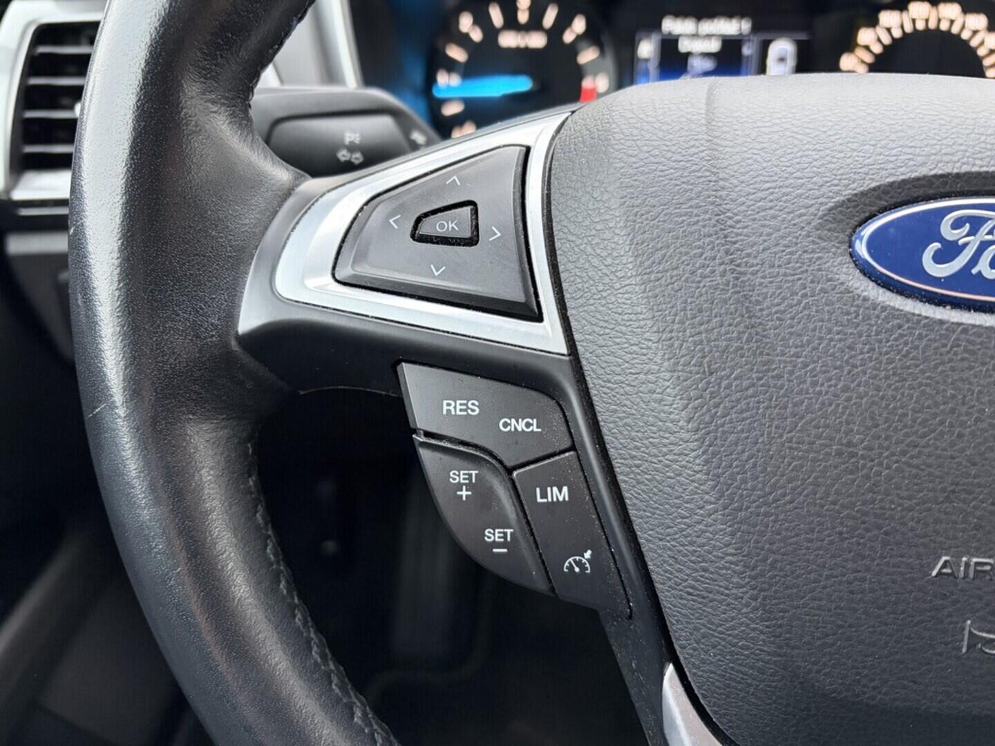 OZ190V01556_37.webp_MONDEO  2.0  110 kW manuál