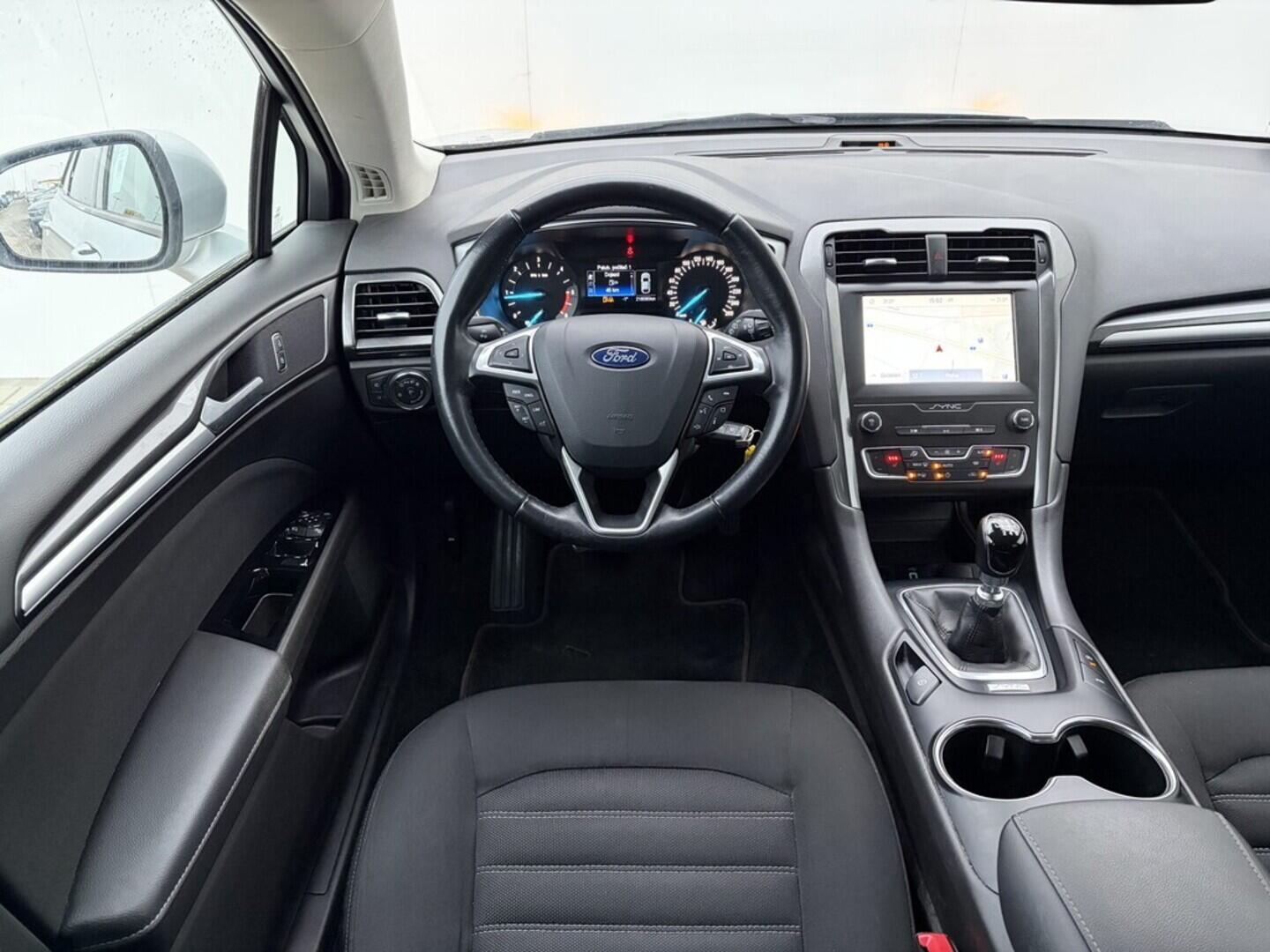 OZ190V01556_40.webp_MONDEO  2.0  110 kW manuál