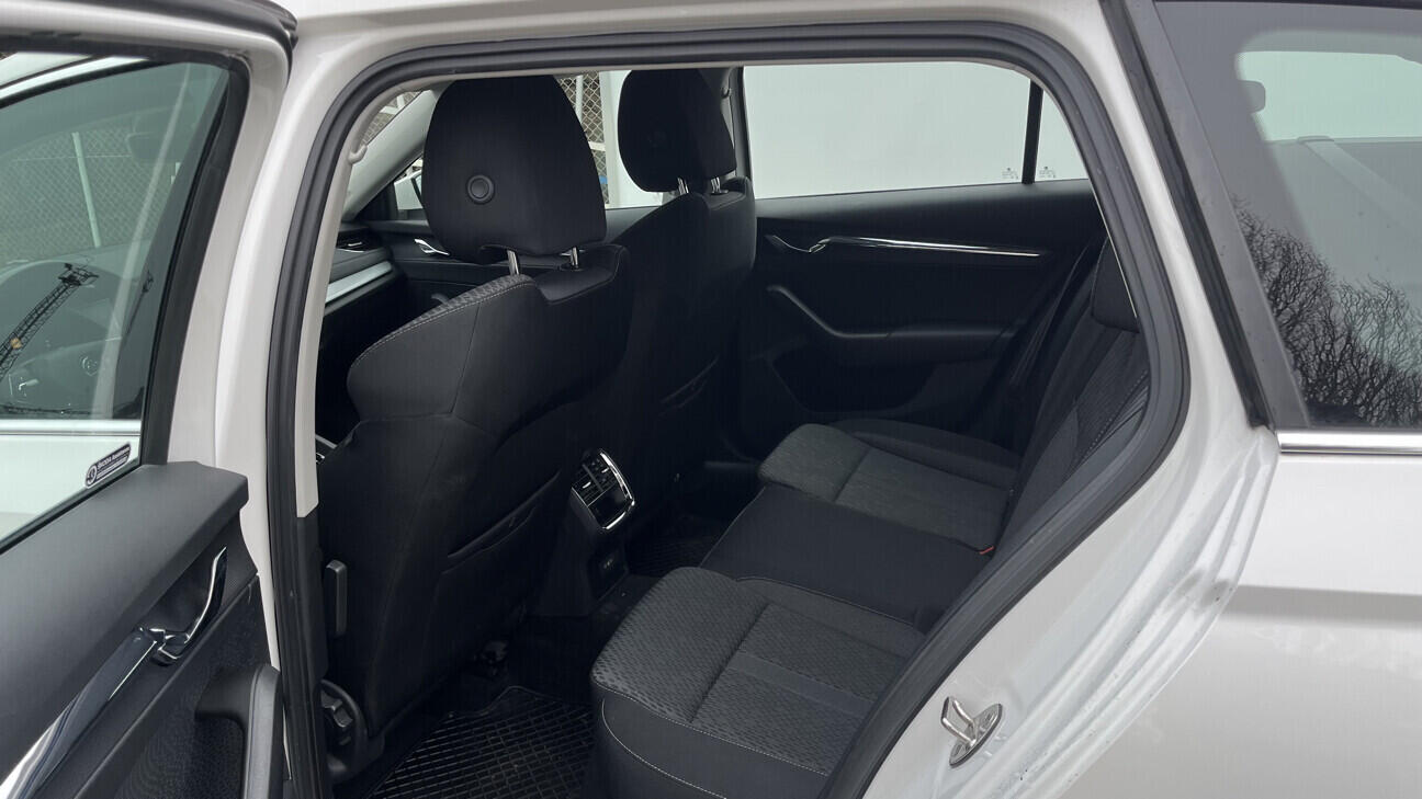 OZ190V01557_27.webp_OCTAVIA Style 2.0 TDI 110 kW automat, DPH