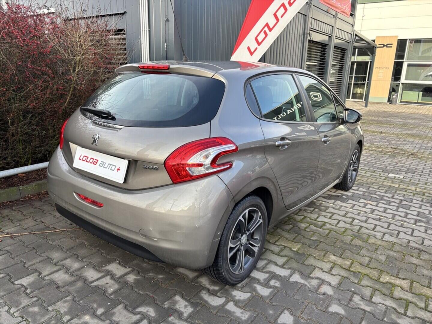 OZ190V01559_11.webp_208  1.2  60 kW manuál