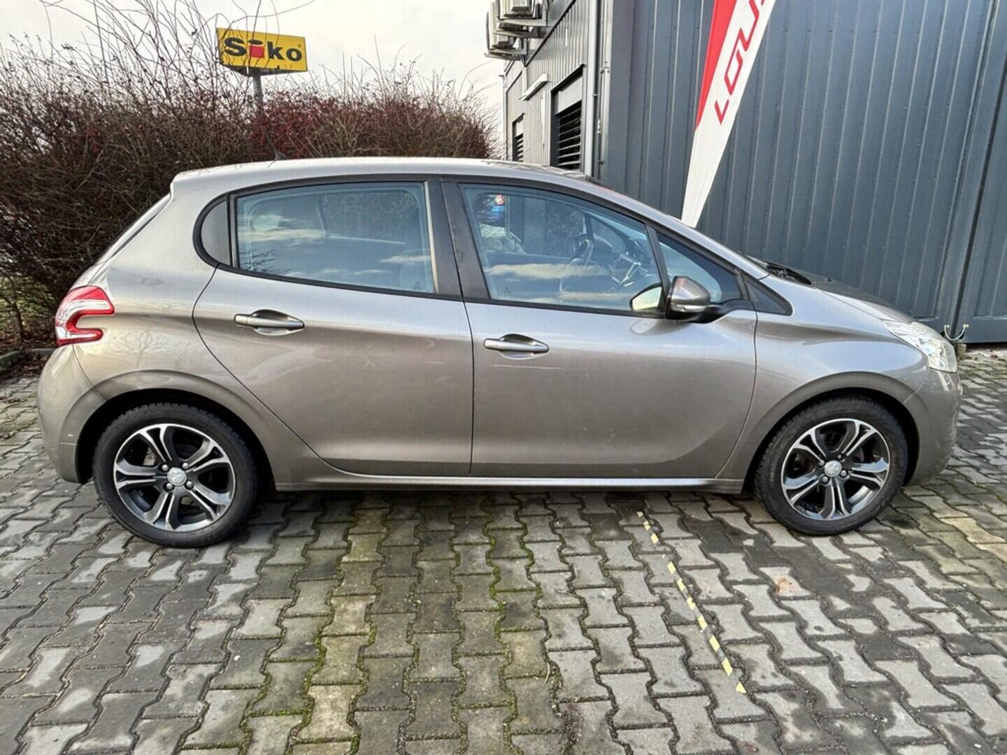 OZ190V01559_12.webp_208  1.2  60 kW manuál