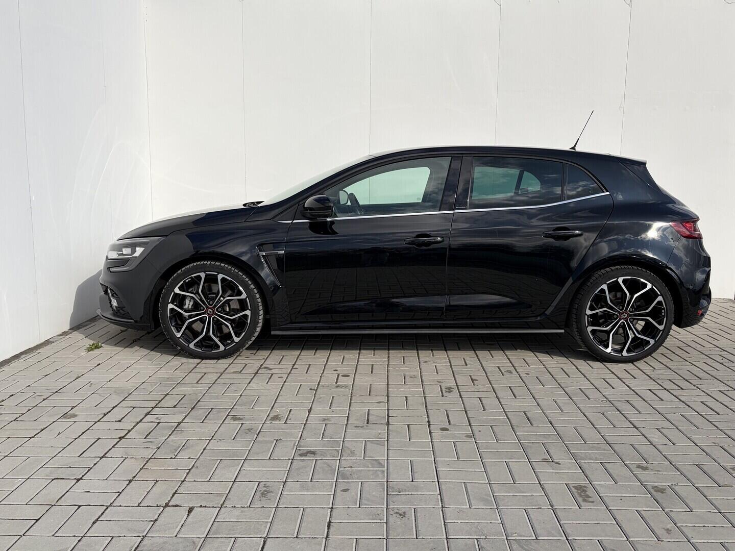 OZ190V01564_16.webp_MÉGANE R.S 1.8 TCe 205 kW automat