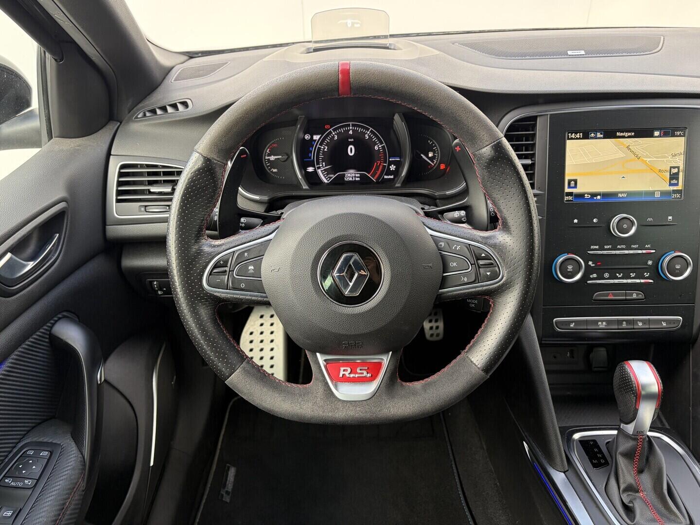 OZ190V01564_21.webp_MÉGANE R.S 1.8 TCe 205 kW automat