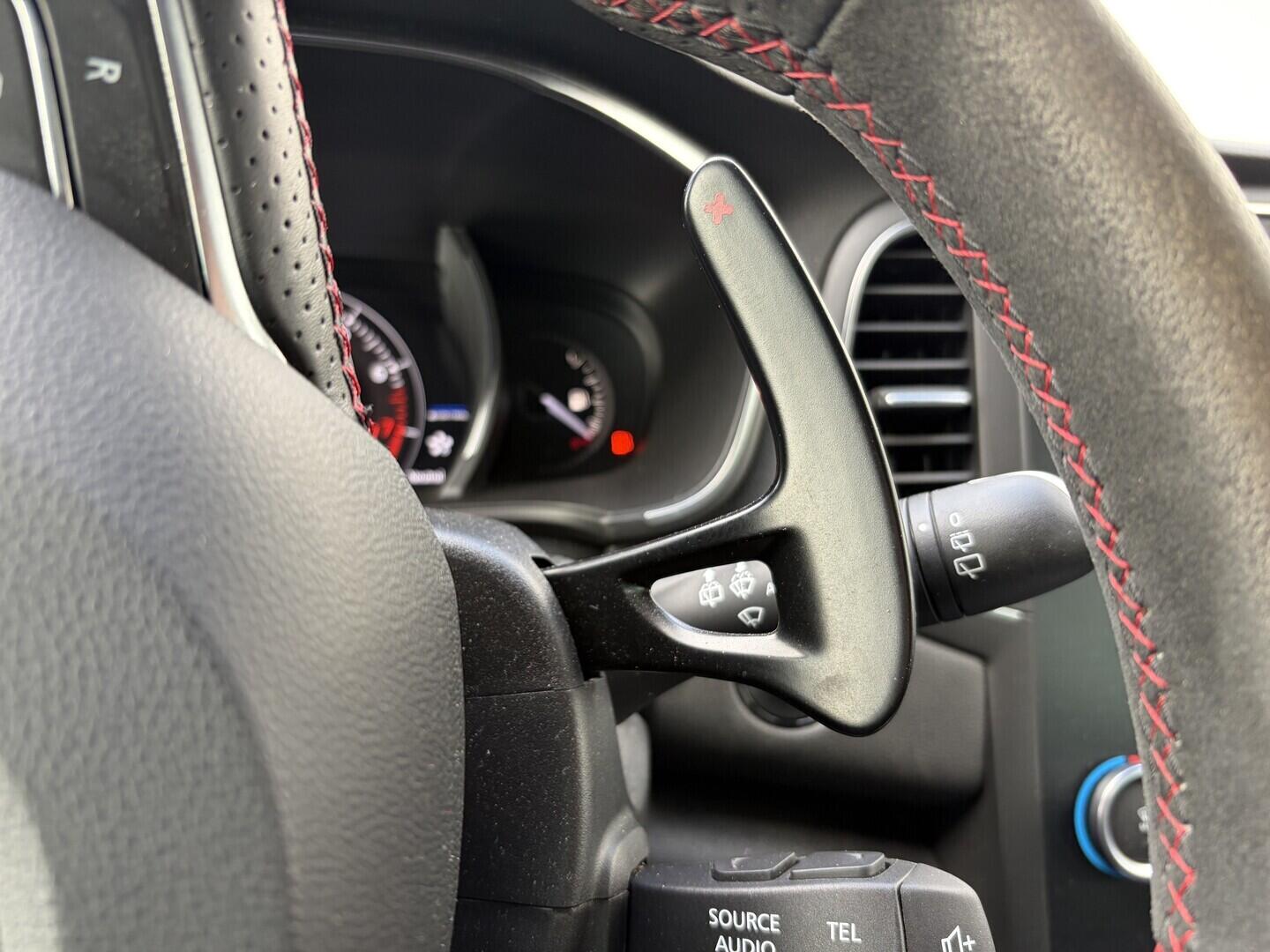 OZ190V01564_27.webp_MÉGANE R.S 1.8 TCe 205 kW automat