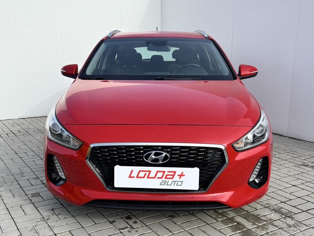 OZ190V01567_11.webp_I30 Trikolor 1.0 Tgdi 88 kW manuál