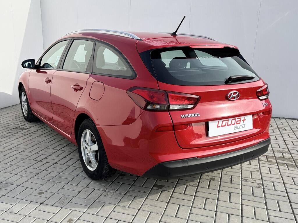 OZ190V01567_16.webp_I30 Trikolor 1.0 Tgdi 88 kW manuál