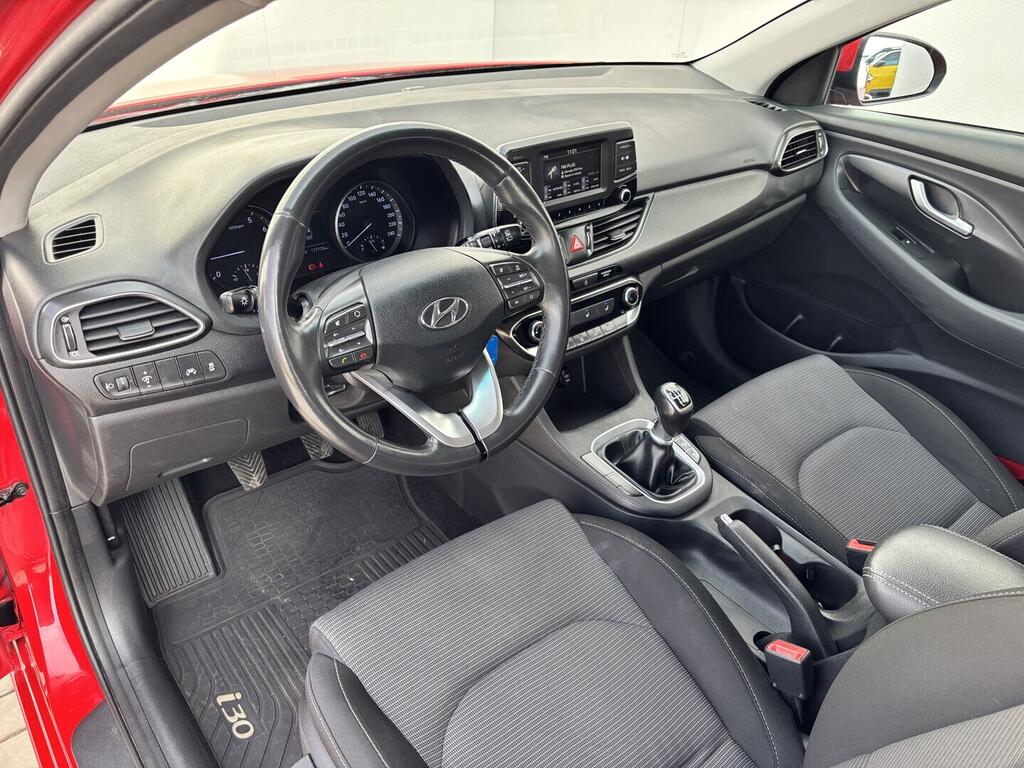 OZ190V01567_18.webp_I30 Trikolor 1.0 Tgdi 88 kW manuál