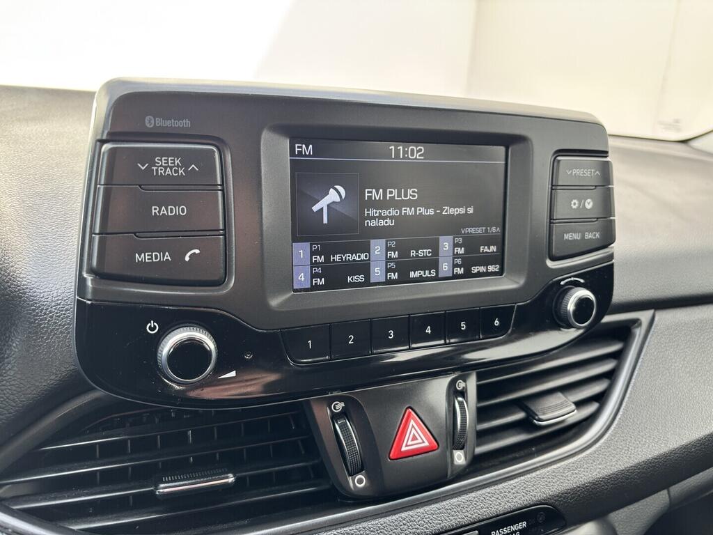 OZ190V01567_27.webp_I30 Trikolor 1.0 Tgdi 88 kW manuál