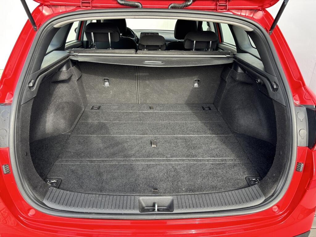 OZ190V01567_37.webp_I30 Trikolor 1.0 Tgdi 88 kW manuál