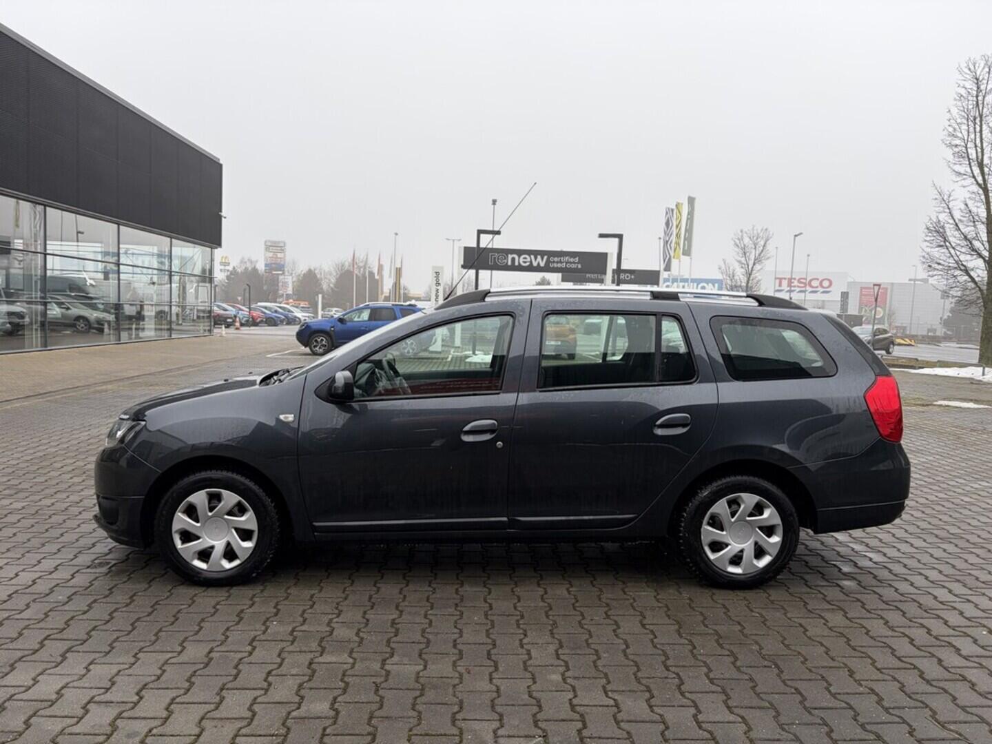 OZ190V01569_11.webp_LOGAN  1.1 SCe 54 kW manuál