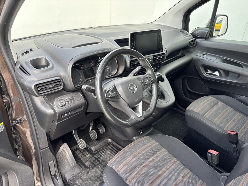 OZ190V01572_18.webp_COMBO  1.5 tdci 96 kW manuál