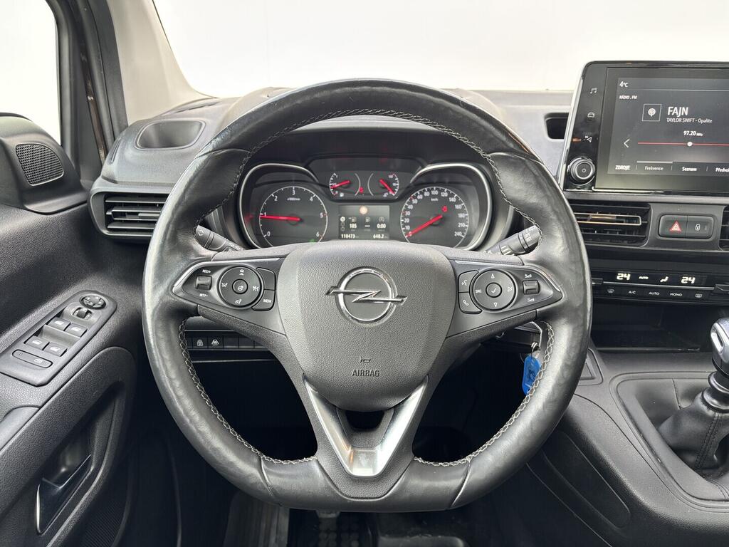 OZ190V01572_21.webp_COMBO  1.5 tdci 96 kW manuál