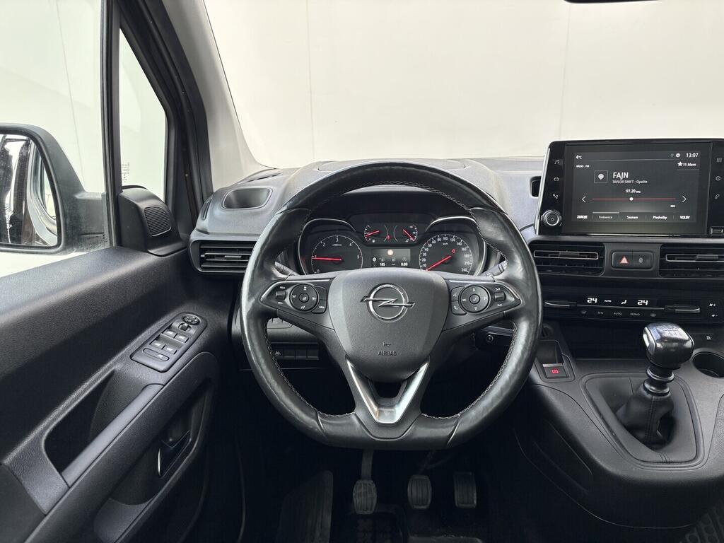 OZ190V01572_22.webp_COMBO  1.5 tdci 96 kW manuál