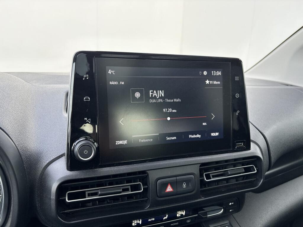 OZ190V01572_28.webp_COMBO  1.5 tdci 96 kW manuál