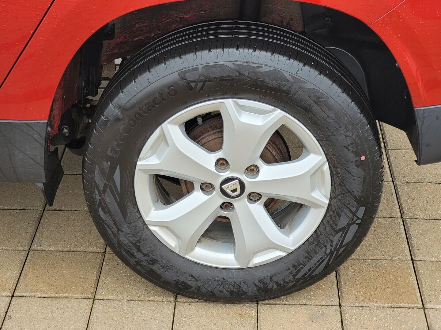 OZ190V01577_27.webp_DUSTER  1.0 TCe 67 kW manuál, DPH