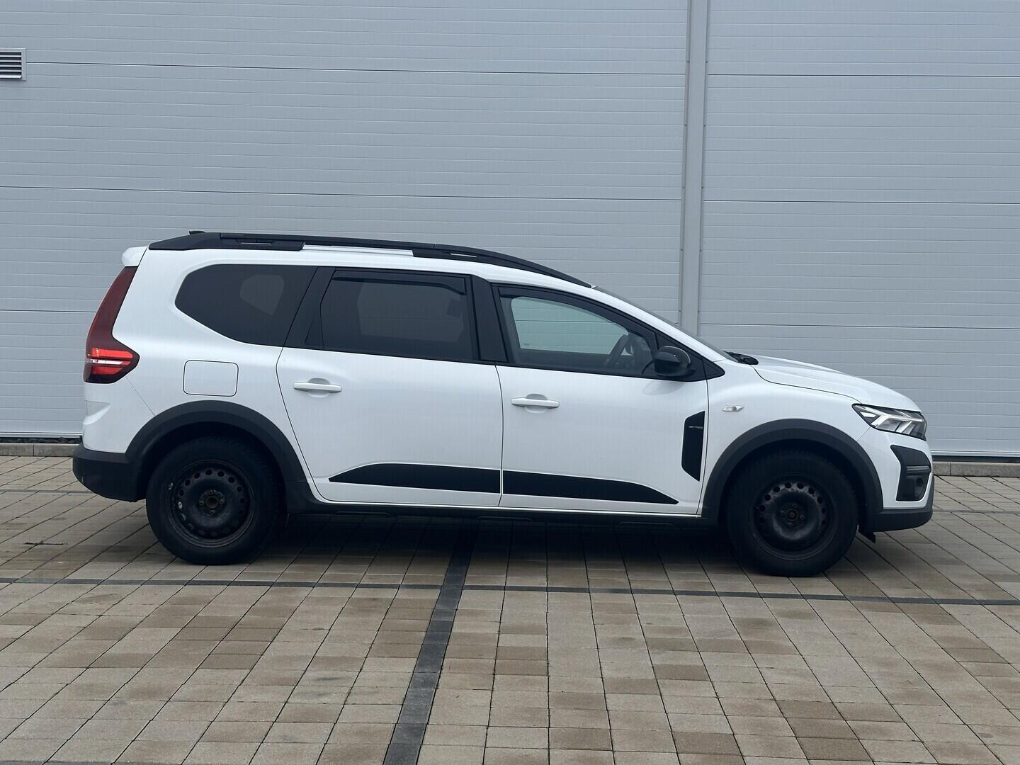 OZ190V01579_13.webp_JOGGER Extreme 1.0 TCe 67 kW manuál