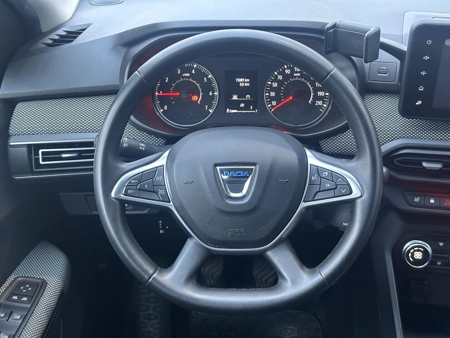 OZ190V01579_20.webp_JOGGER Extreme 1.0 TCe 67 kW manuál