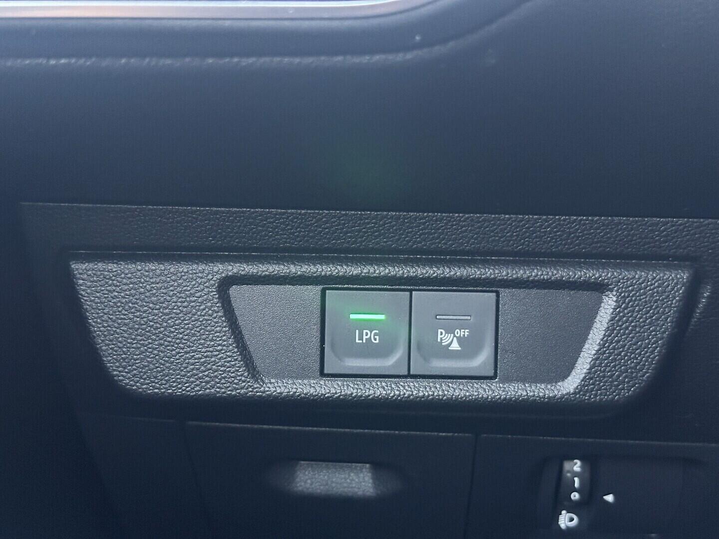 OZ190V01579_24.webp_JOGGER Extreme 1.0 TCe 67 kW manuál