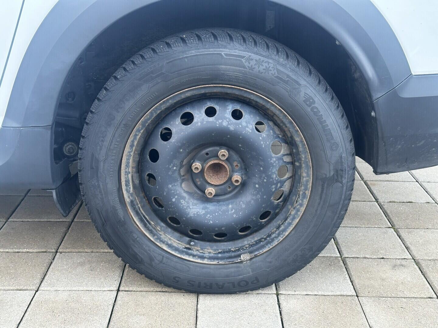 OZ190V01579_32.webp_JOGGER Extreme 1.0 TCe 67 kW manuál