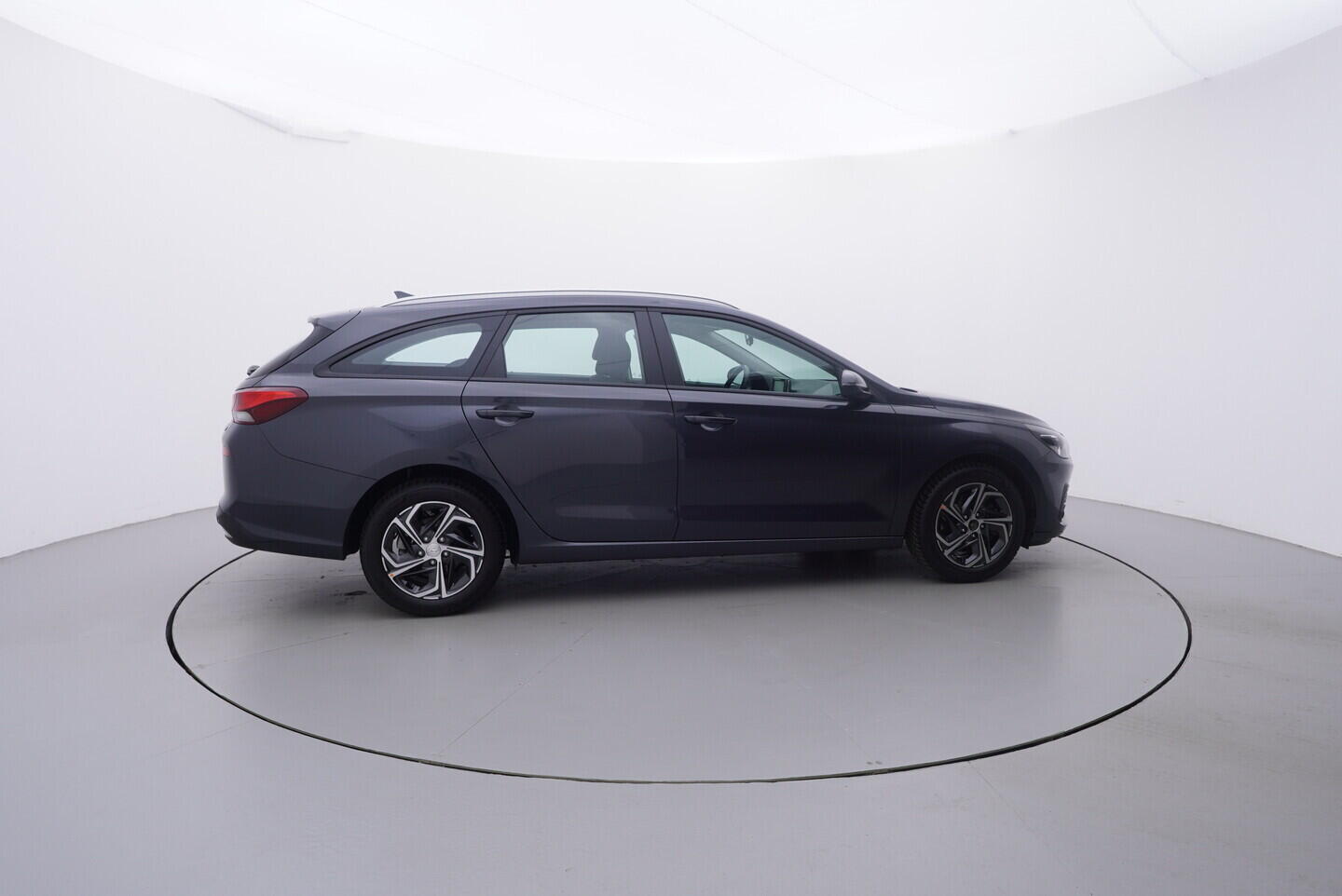 OZ190V01580_15.webp_I30  1.0 T-GDI 88 kW manuál, DPH