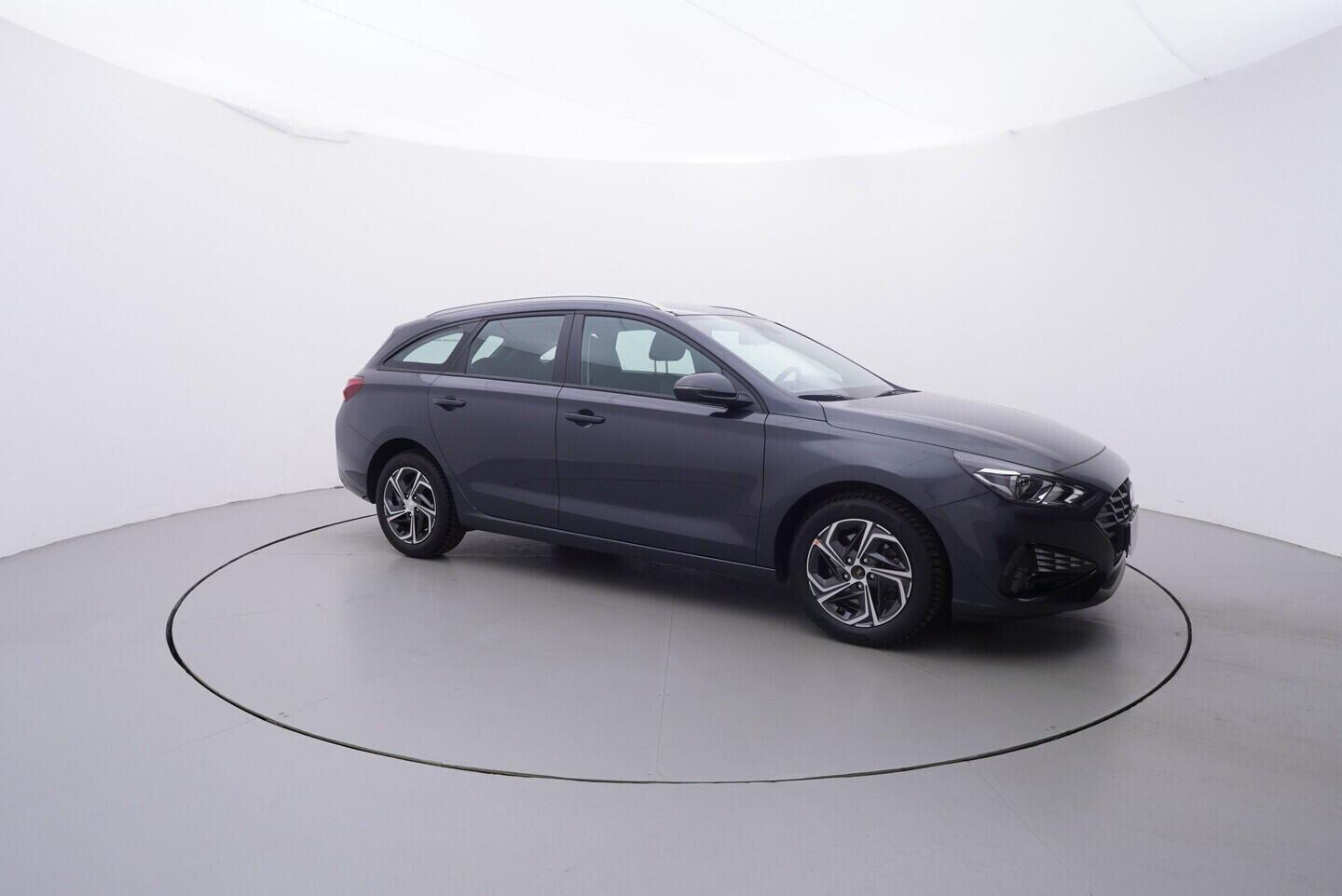 OZ190V01580_16.webp_I30  1.0 T-GDI 88 kW manuál, DPH