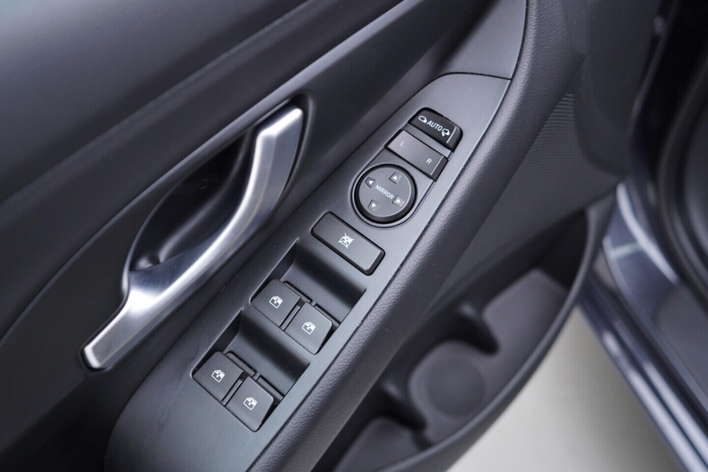 OZ190V01580_20.webp_I30  1.0 T-GDI 88 kW manuál, DPH