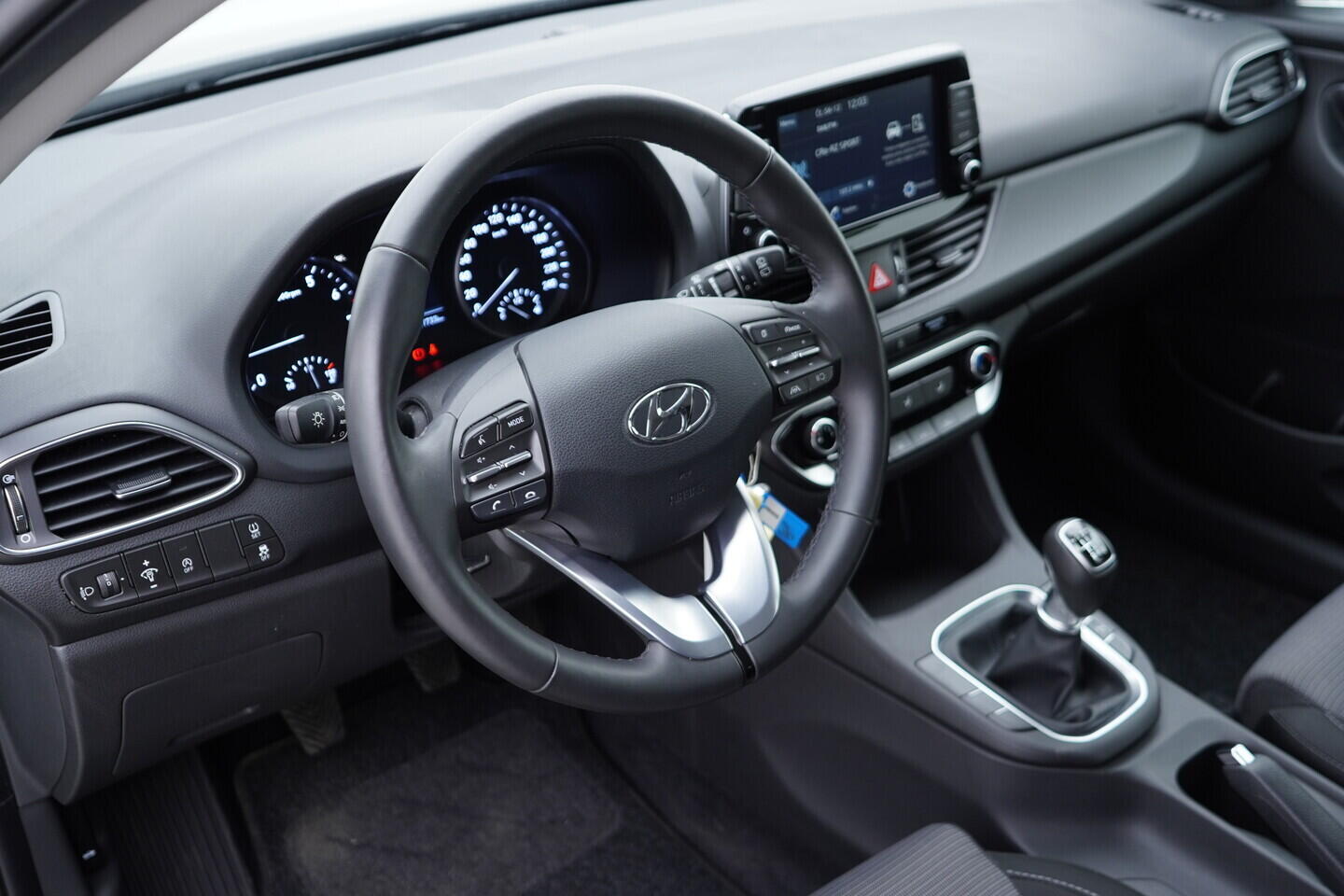 OZ190V01580_21.webp_I30  1.0 T-GDI 88 kW manuál, DPH