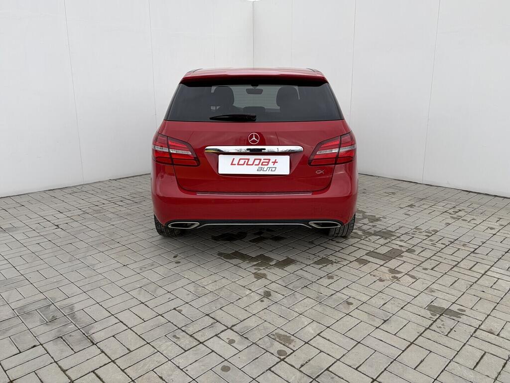 OZ190V01588_15.webp_B180  1.5 180D 80 kW automat