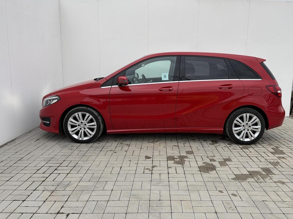 OZ190V01588_17.webp_B180  1.5 180D 80 kW automat