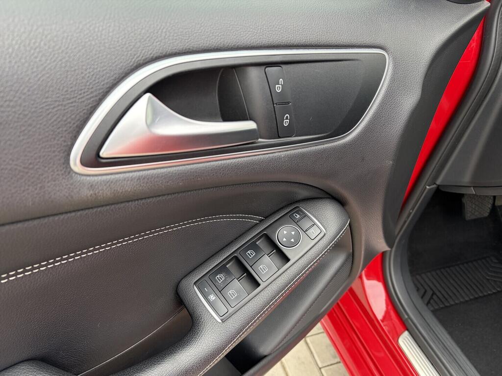 OZ190V01588_22.webp_B180  1.5 180D 80 kW automat